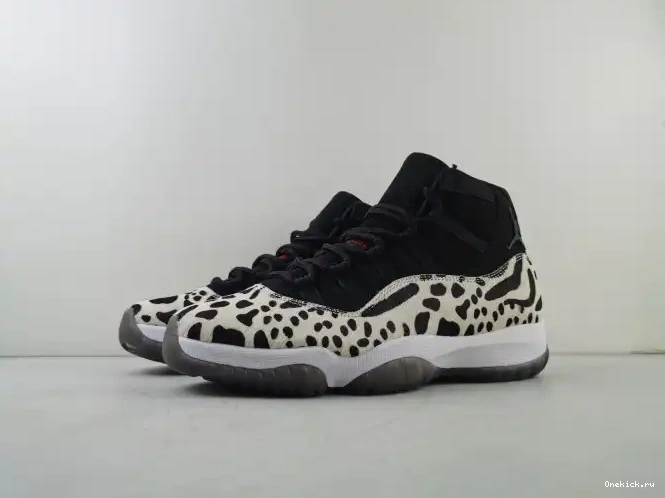 One Kick ANIMAL AIR JORDAN 11 INSTINCT AR0715-010 0531